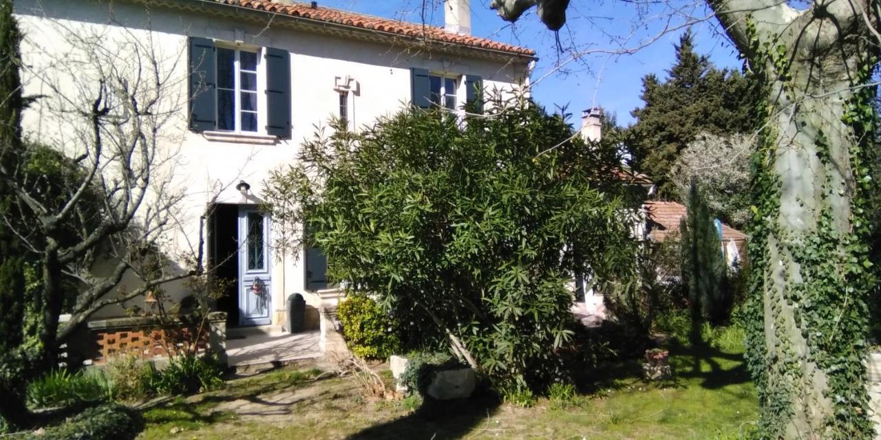 Le Petit Palais Maisonnette Apart otel Avinyon Dış mekan fotoğraf
