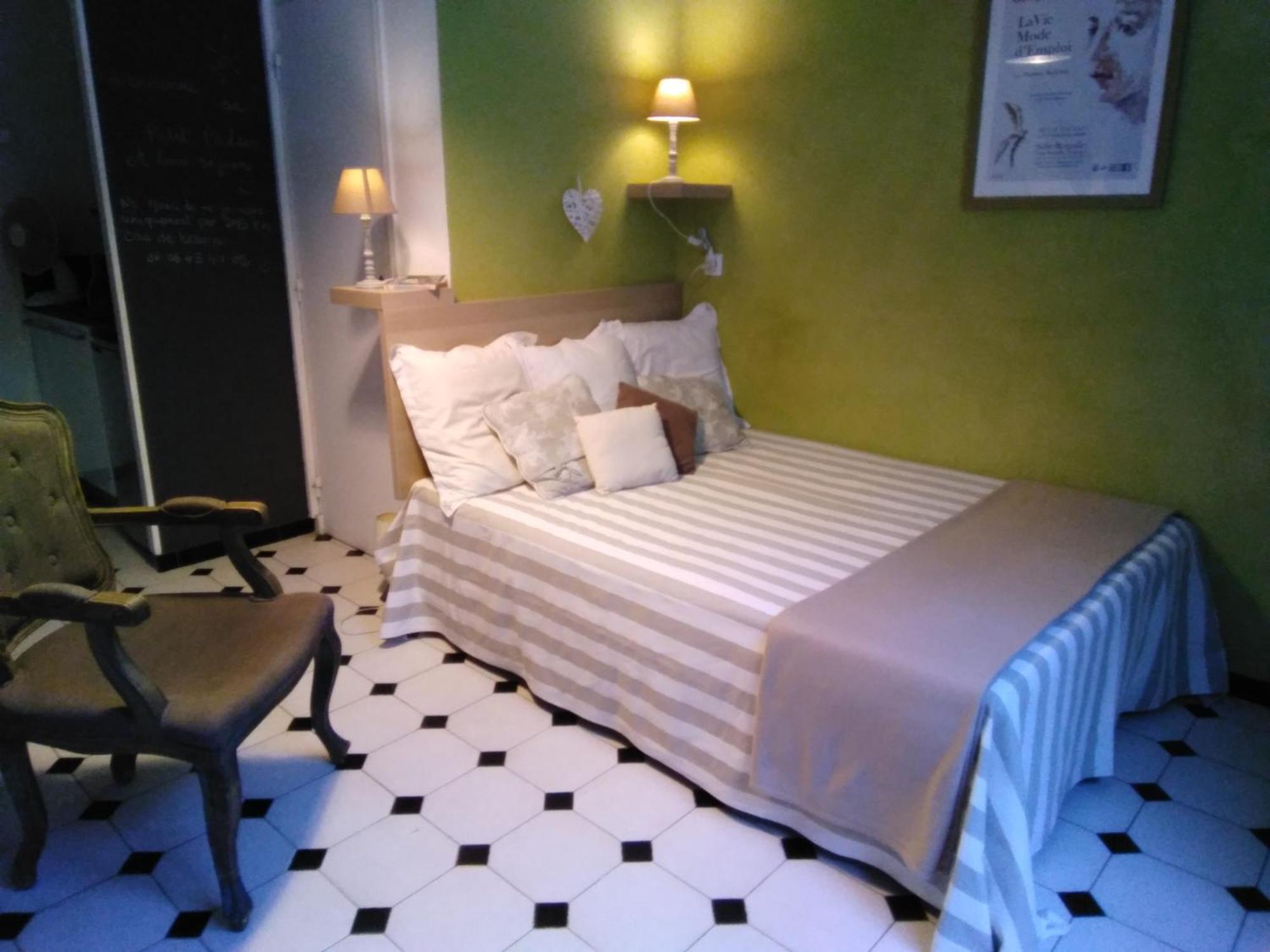 Le Petit Palais Maisonnette Apart otel Avinyon Dış mekan fotoğraf